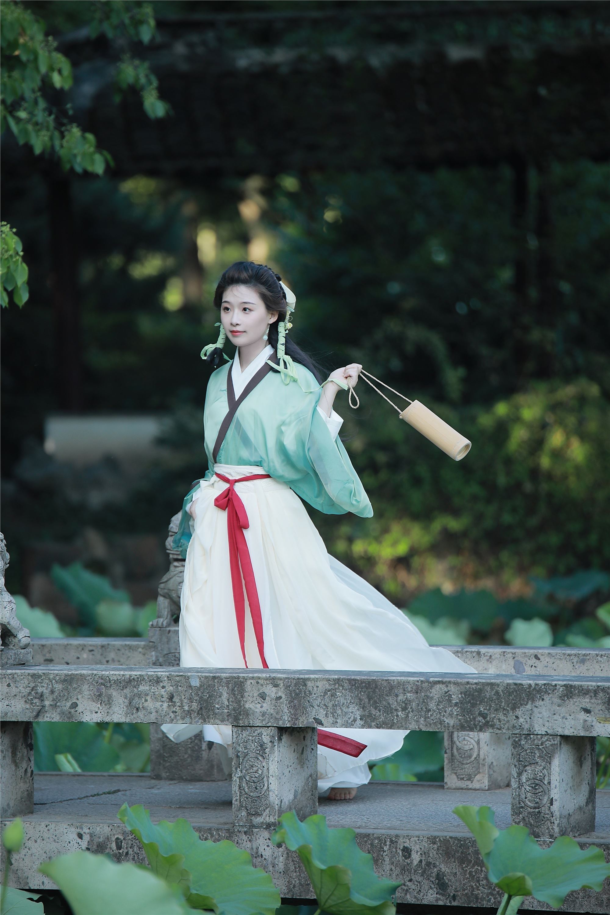 YITUYU艺图语 2025.01.05 小荷 _喵喵家的小鱼干_